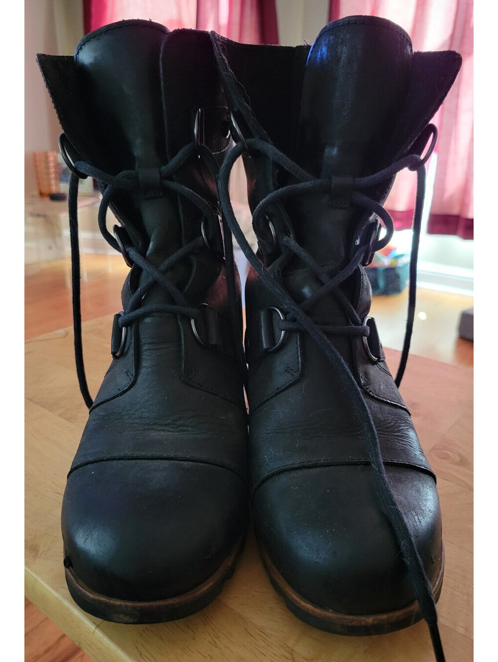 Sorel Joan of Arctic Wedge II Boots Black Suede Women’s 9.5